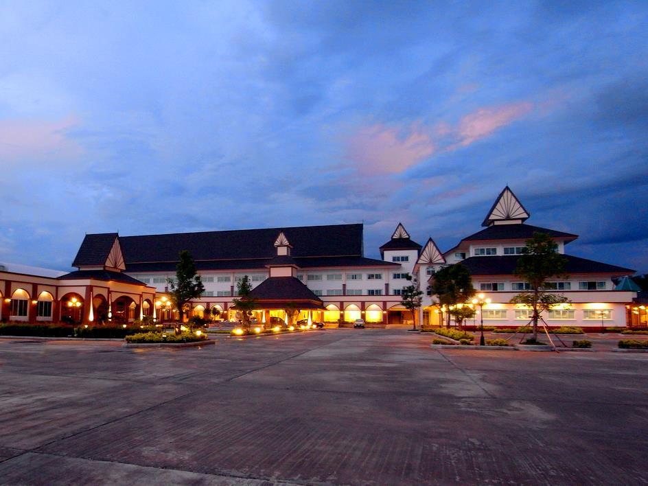 Major Grand Hotel Chum Phae Esterno foto