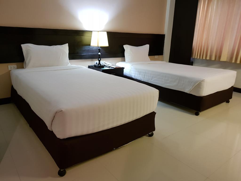 Major Grand Hotel Chum Phae Esterno foto