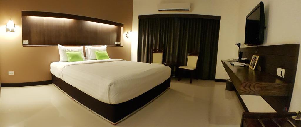 Major Grand Hotel Chum Phae Esterno foto